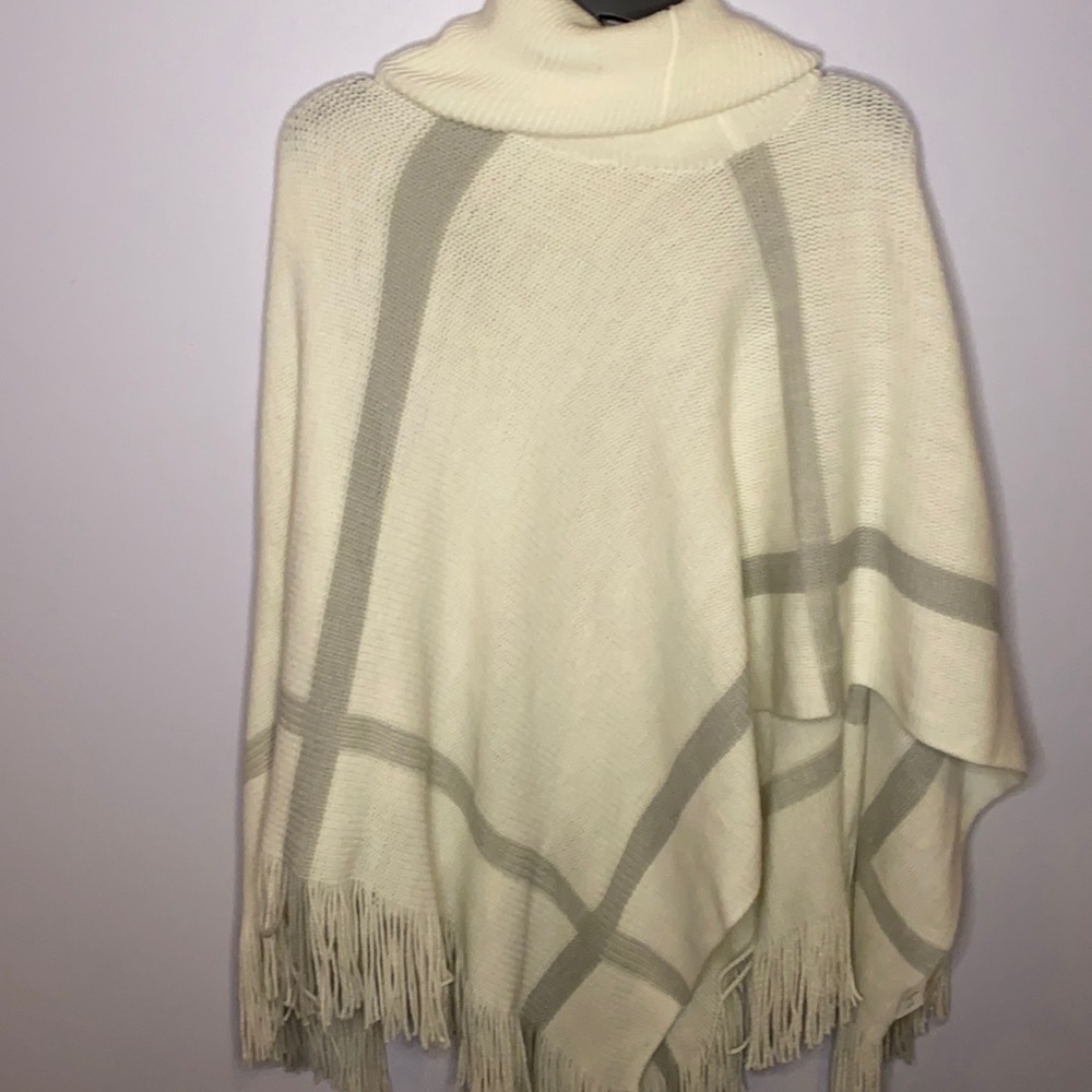 Turtle neck poncho